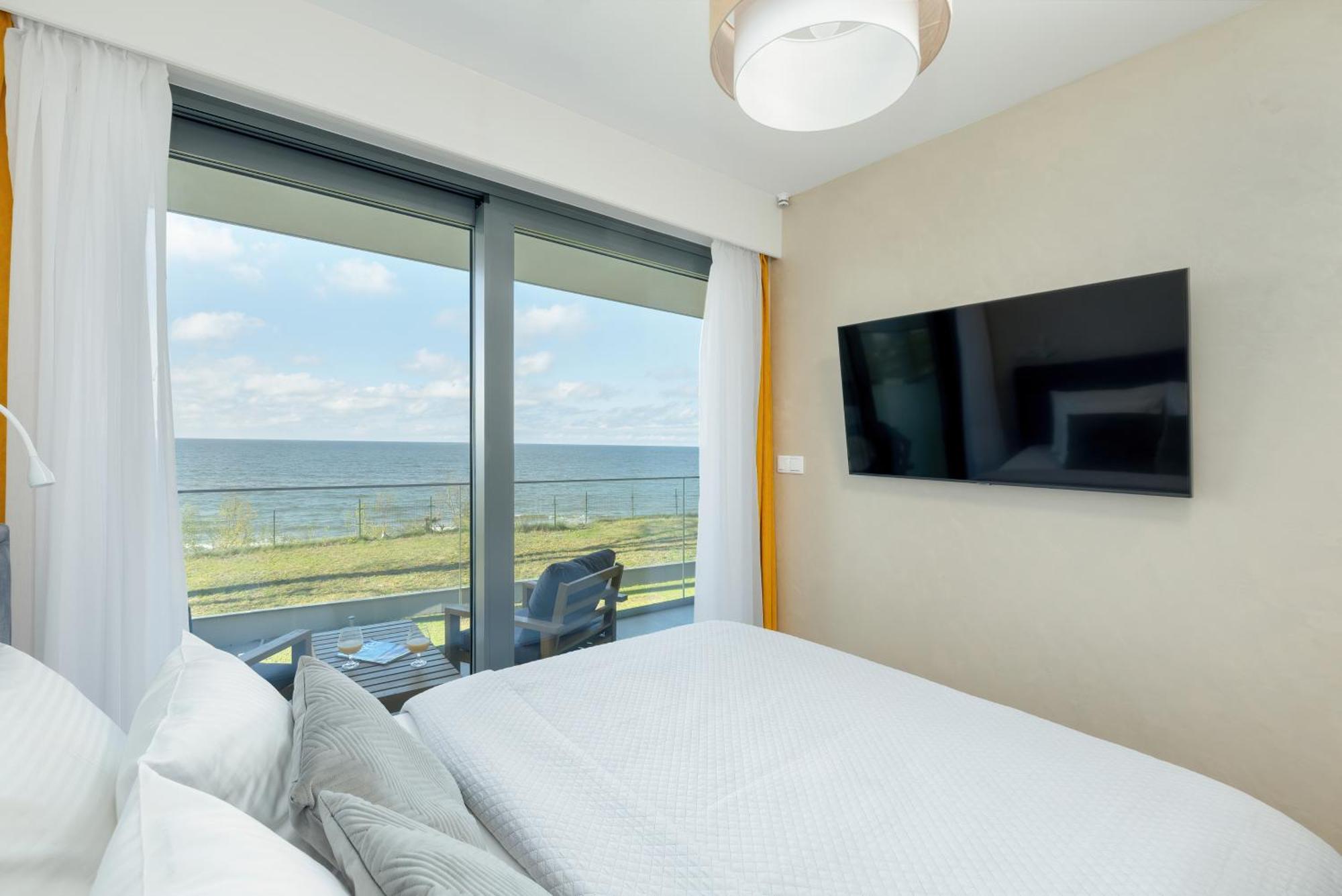 Hs Apartamenty Hevenia Sun Widok Na Morze レバル エクステリア 写真